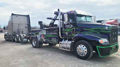 Medium Duty Towing McHenry IL